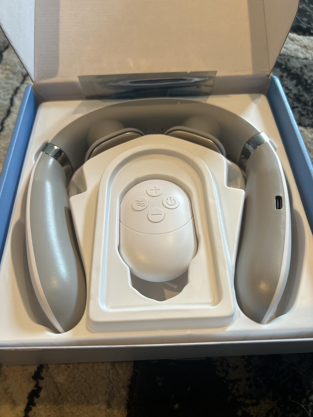Intelligent Cervical Vertebra Massager with Remote Control