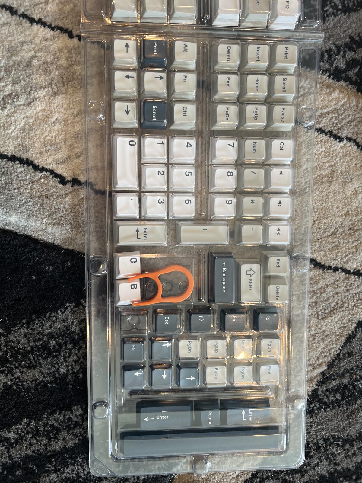 Womier Keycap Set for Mechanical Keyboards - White and Gray