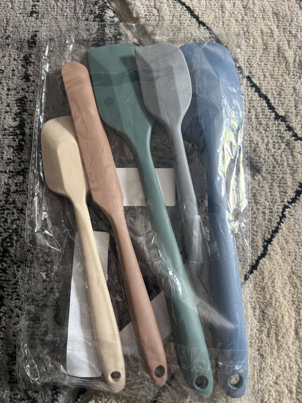Set of 5 Silicone Kitchen Spatulas - Multi Color