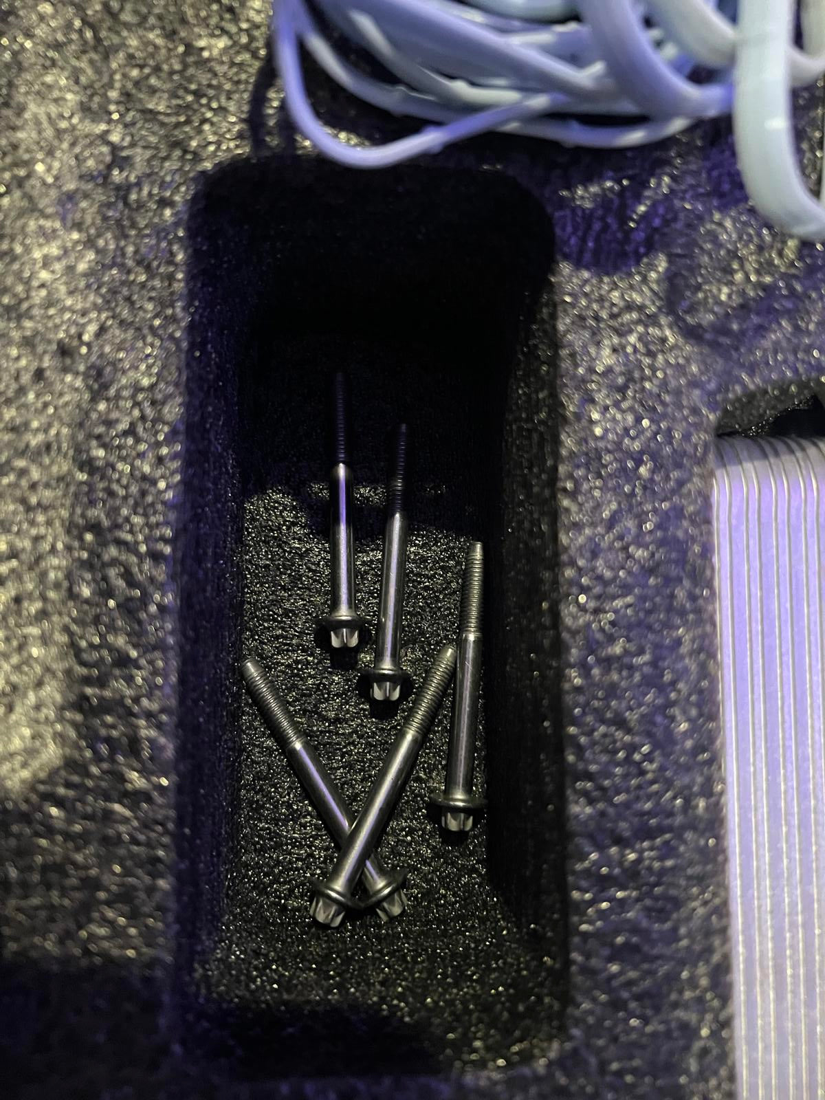 Aluminum Engine Oil Cooler Filter Housing for 19-20 Dodge Jeep Chrysler Ram 3.6L