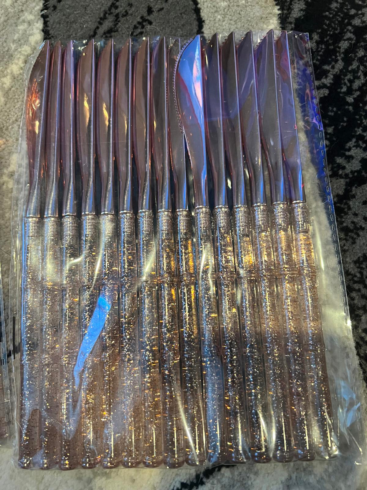 Liacene 30 Dinner & Dessert Plates with Cutlery Set - Rose Gold