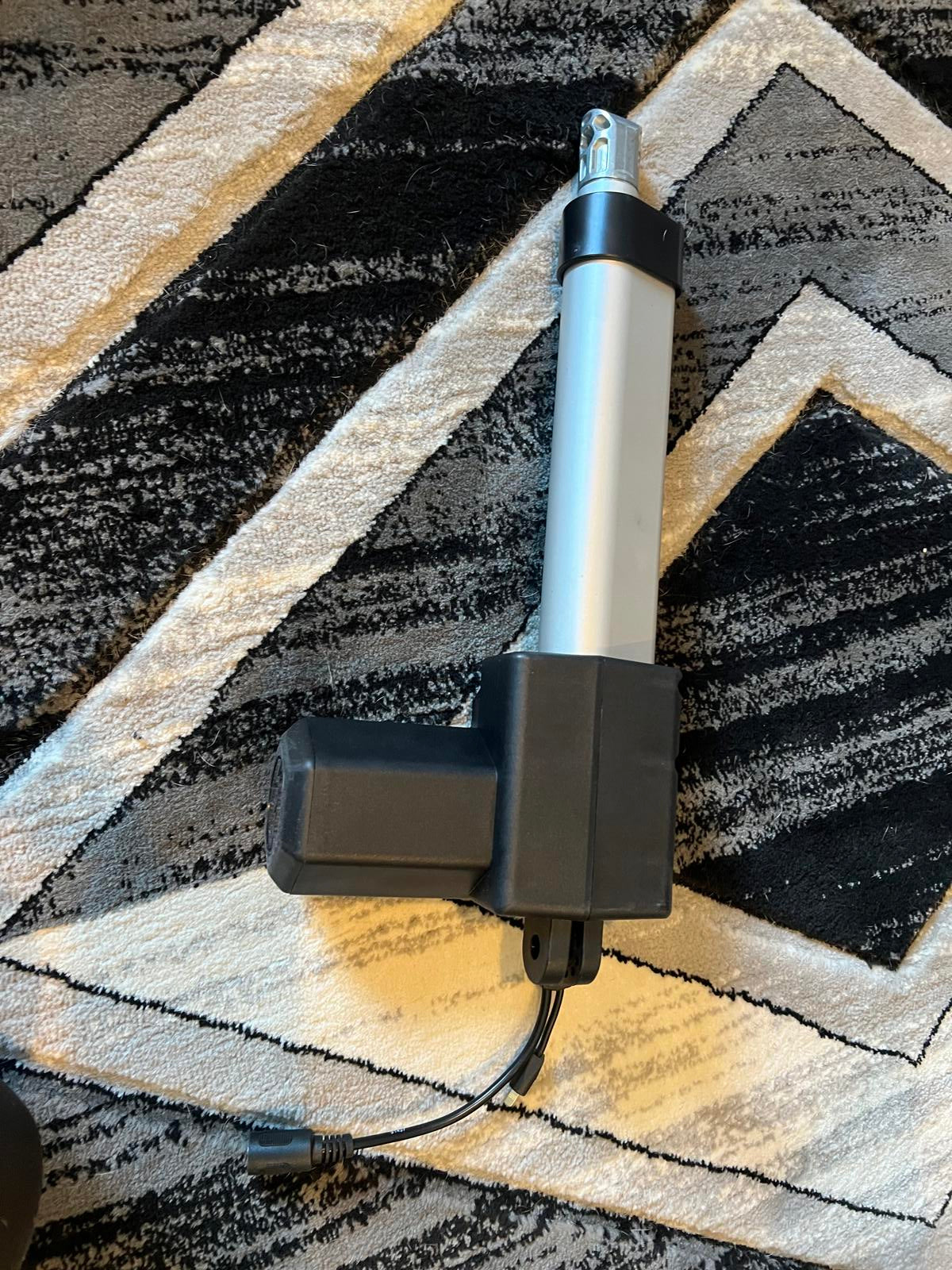 Deltadrive 24V Linear Recliner Power Actuator 1.28.000.131.30