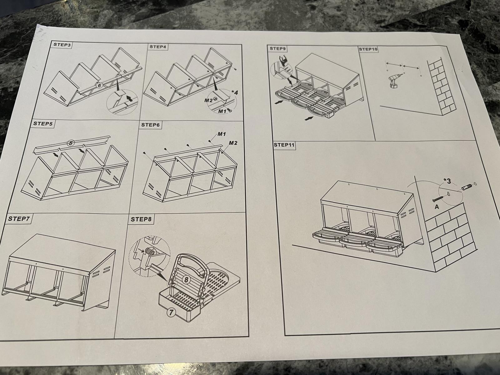 Garvee 3 Holes Galvanized Steel Chicken Nesting Box with Automatic Roll Out Egg-