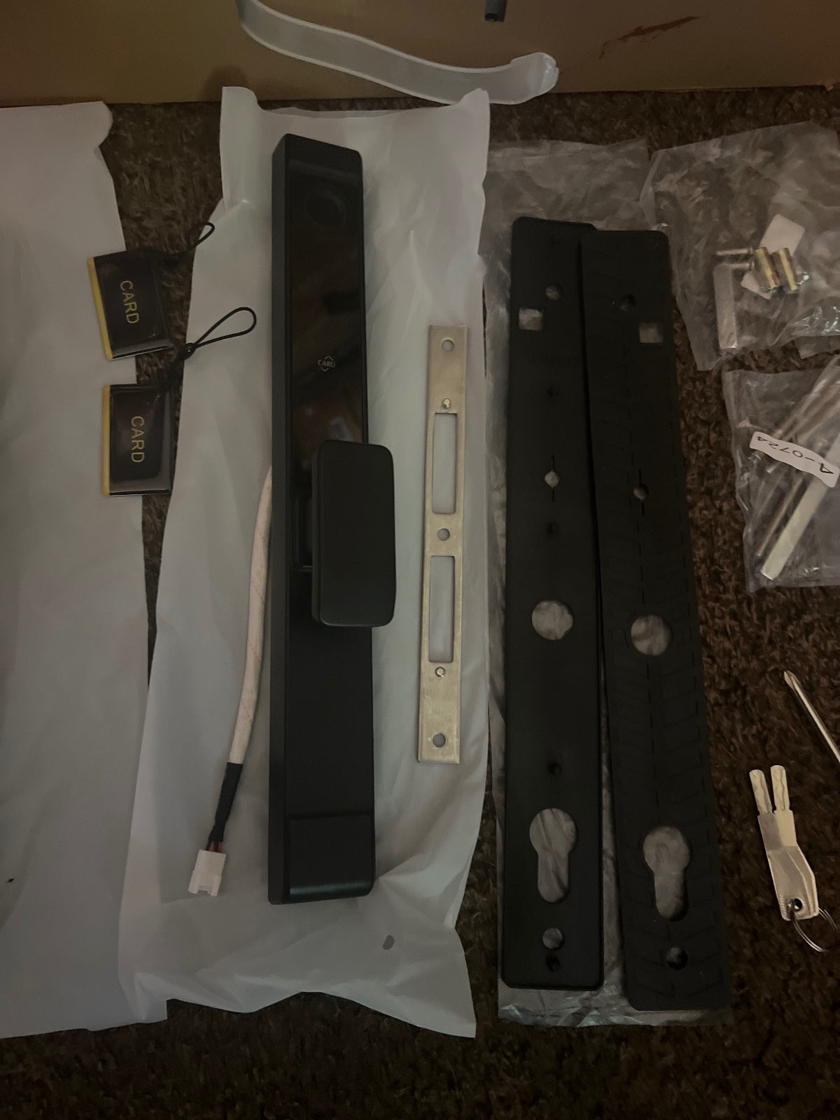 Sliding Glass Door Lock D208F/D300F with Installation and Setup Guide