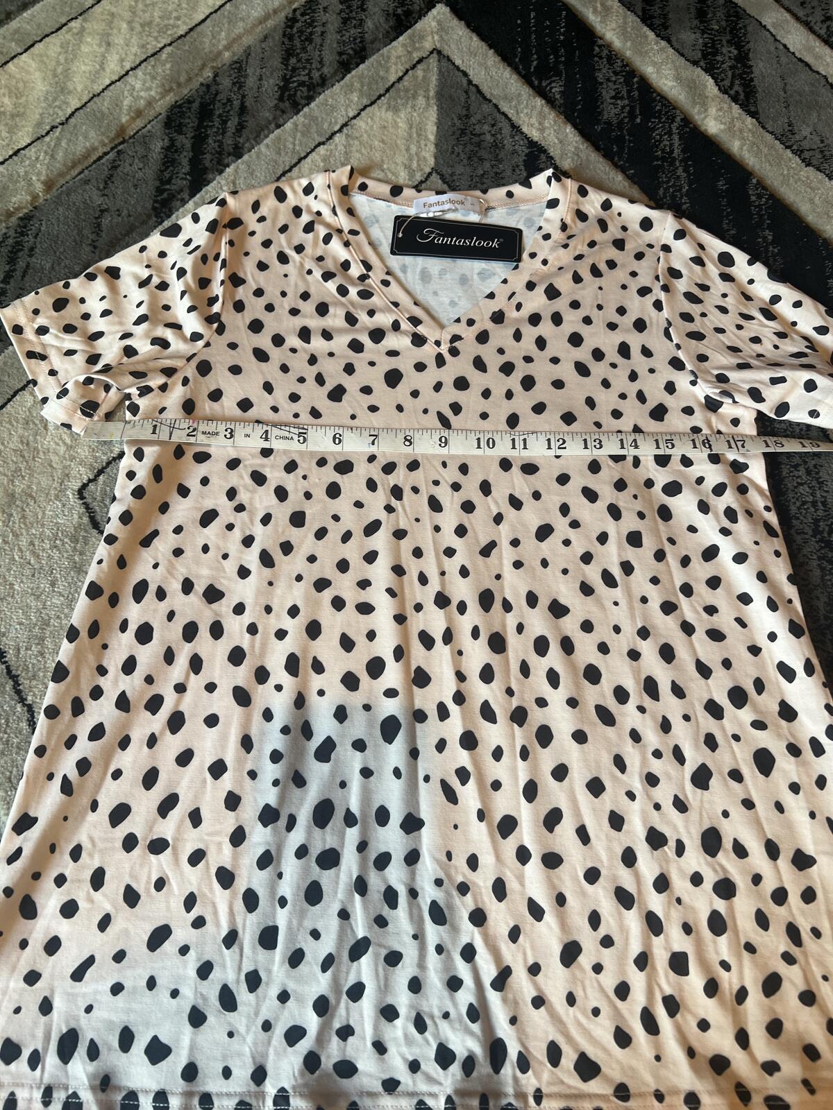 Fantaslook Women's V-Neck Polka Dot Cow Print Short Sleeve Top - Size S