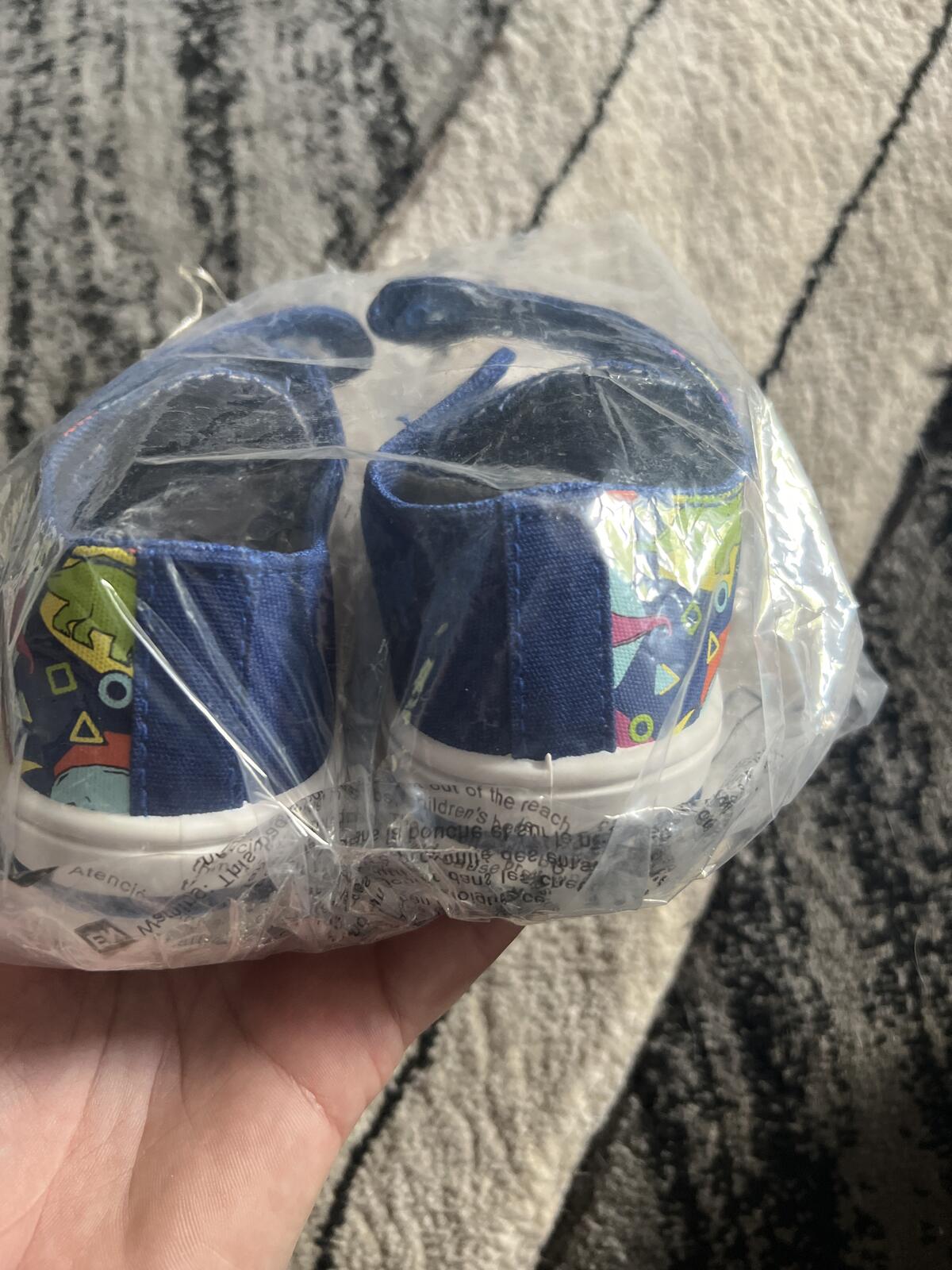 Toddler Blue Dinosaur Print Canvas Sneakers Size Toddler 6