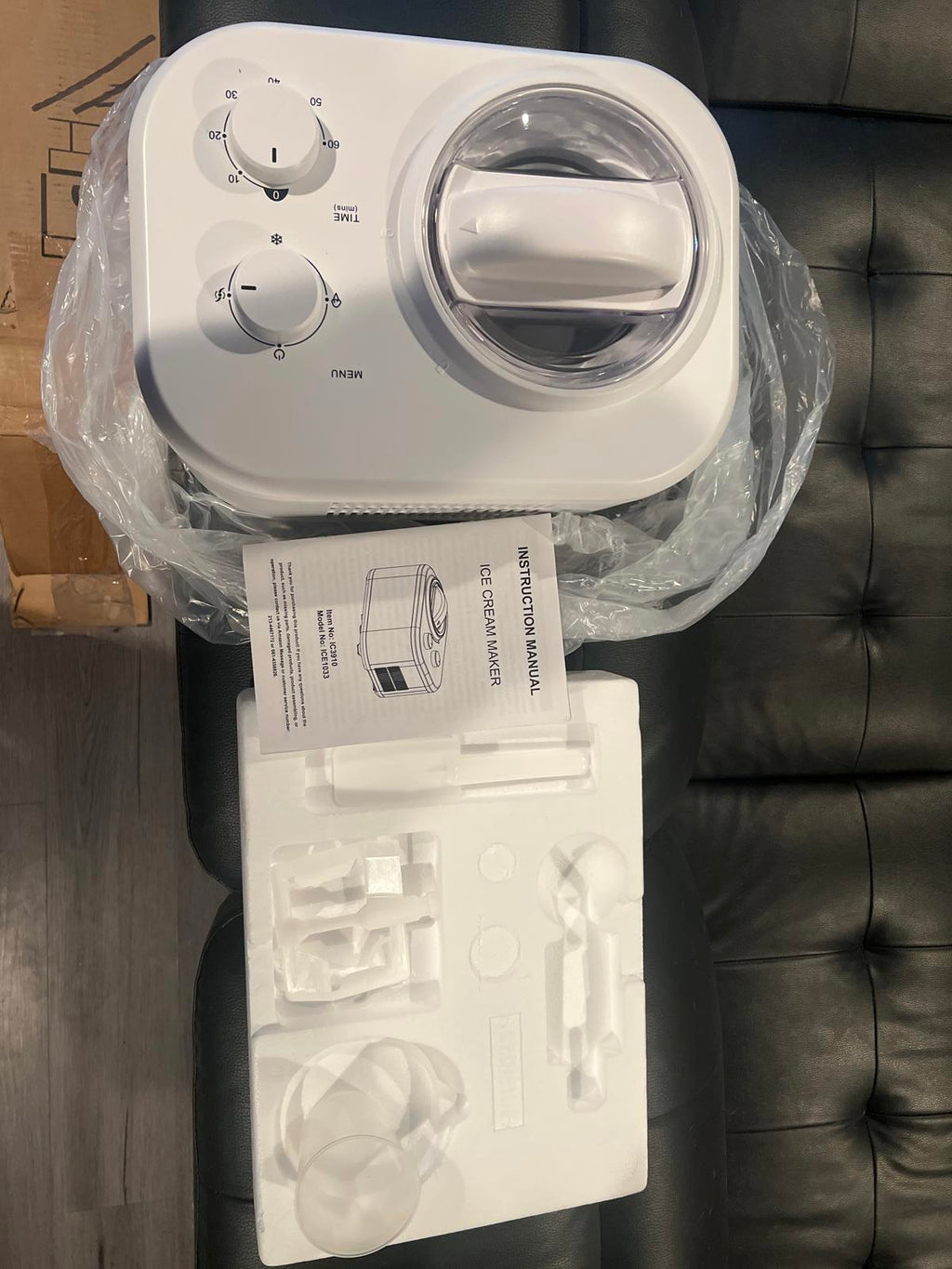 Auseo 1.0qt Electric Ice Cream Maker with Compressor - No Pre-Freezing Needed