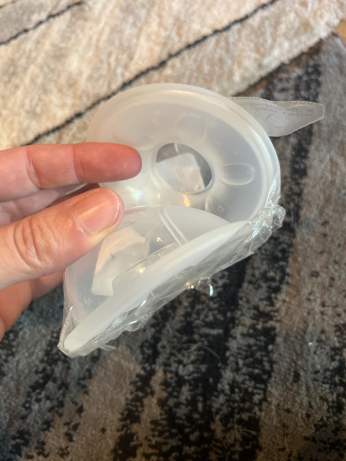 Silicone Breast Pump Shields - Set of 2