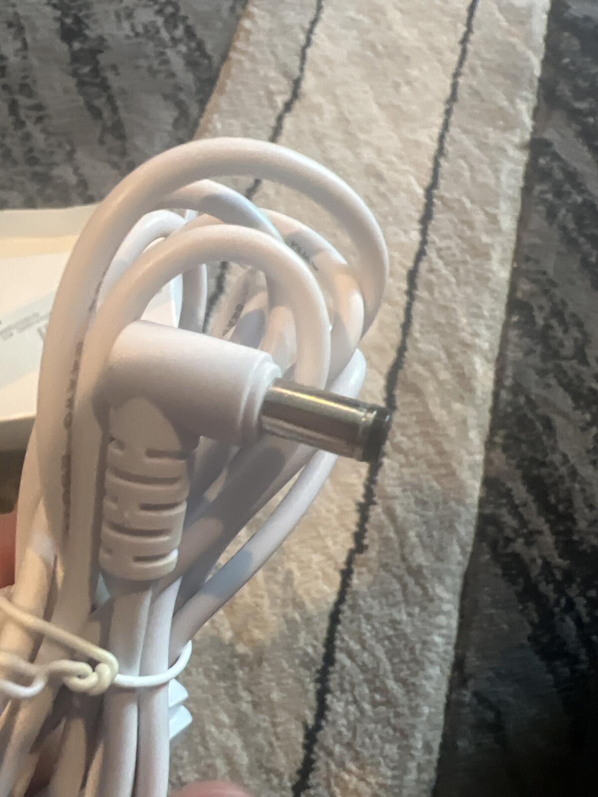 White Power Supply Adapter Charger with 5.0V Output