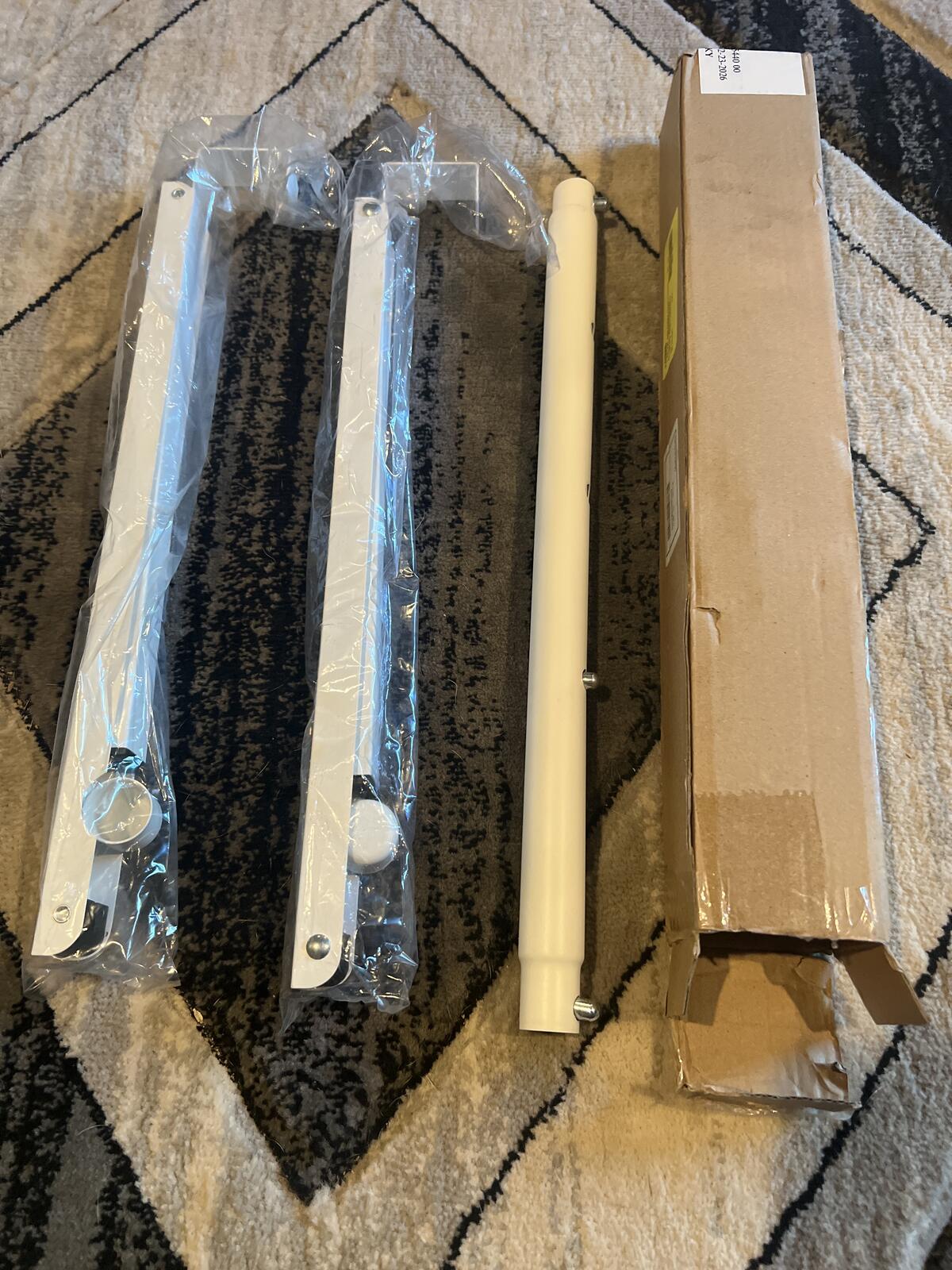 16” - 24" Wide Adjustable Over-the-Door Hanging Rod