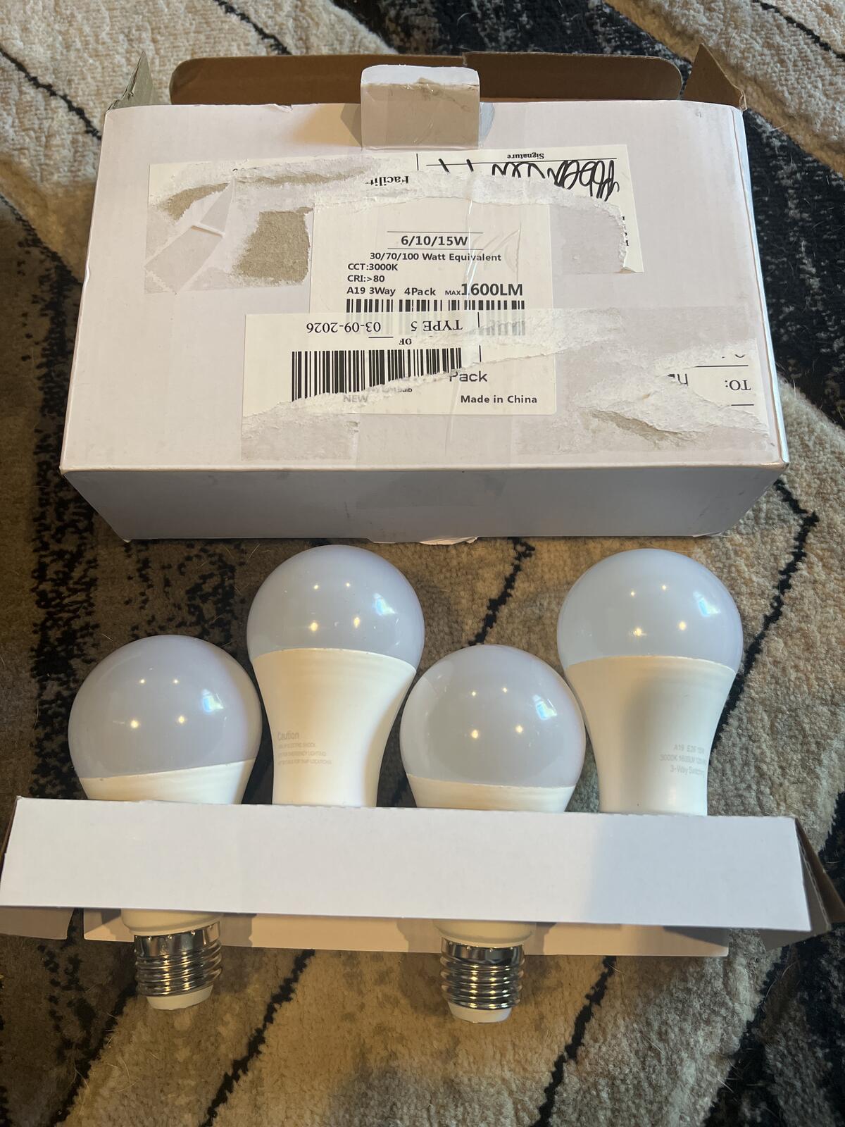 4 Pack LED Light Bulbs 6/10/15W Equivalent, 3000K Warm White, A19 3-Way