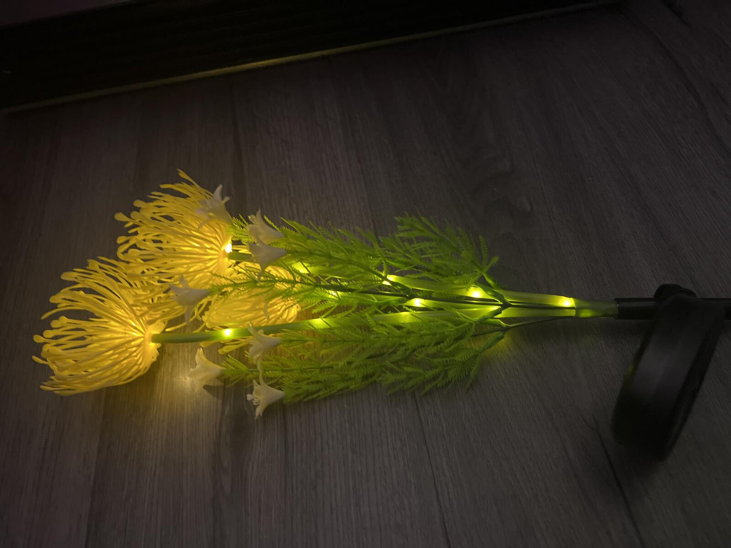 Solar Powered LED Garden Flower Stake Light
