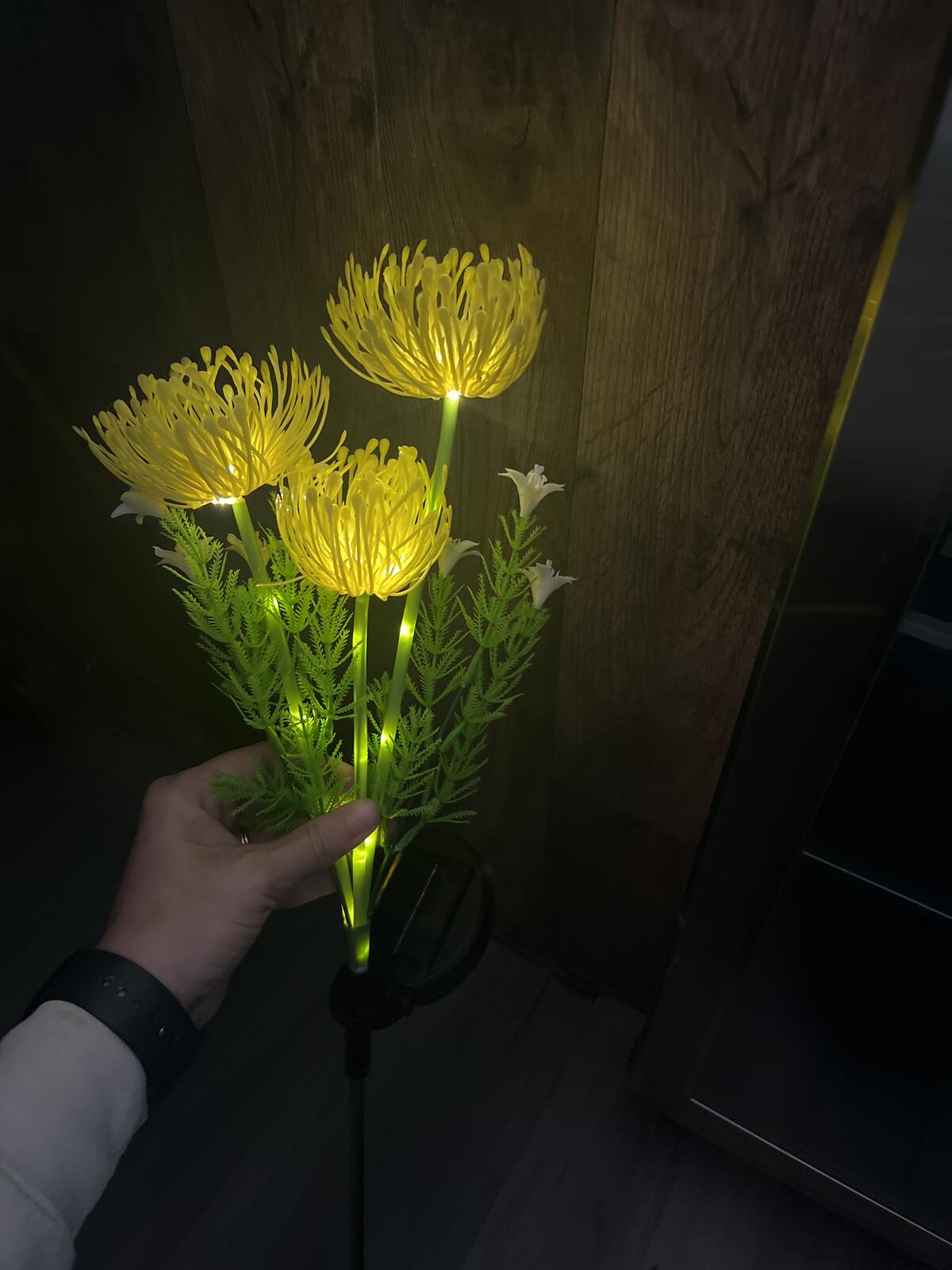 Solar Powered LED Garden Flower Stake Light